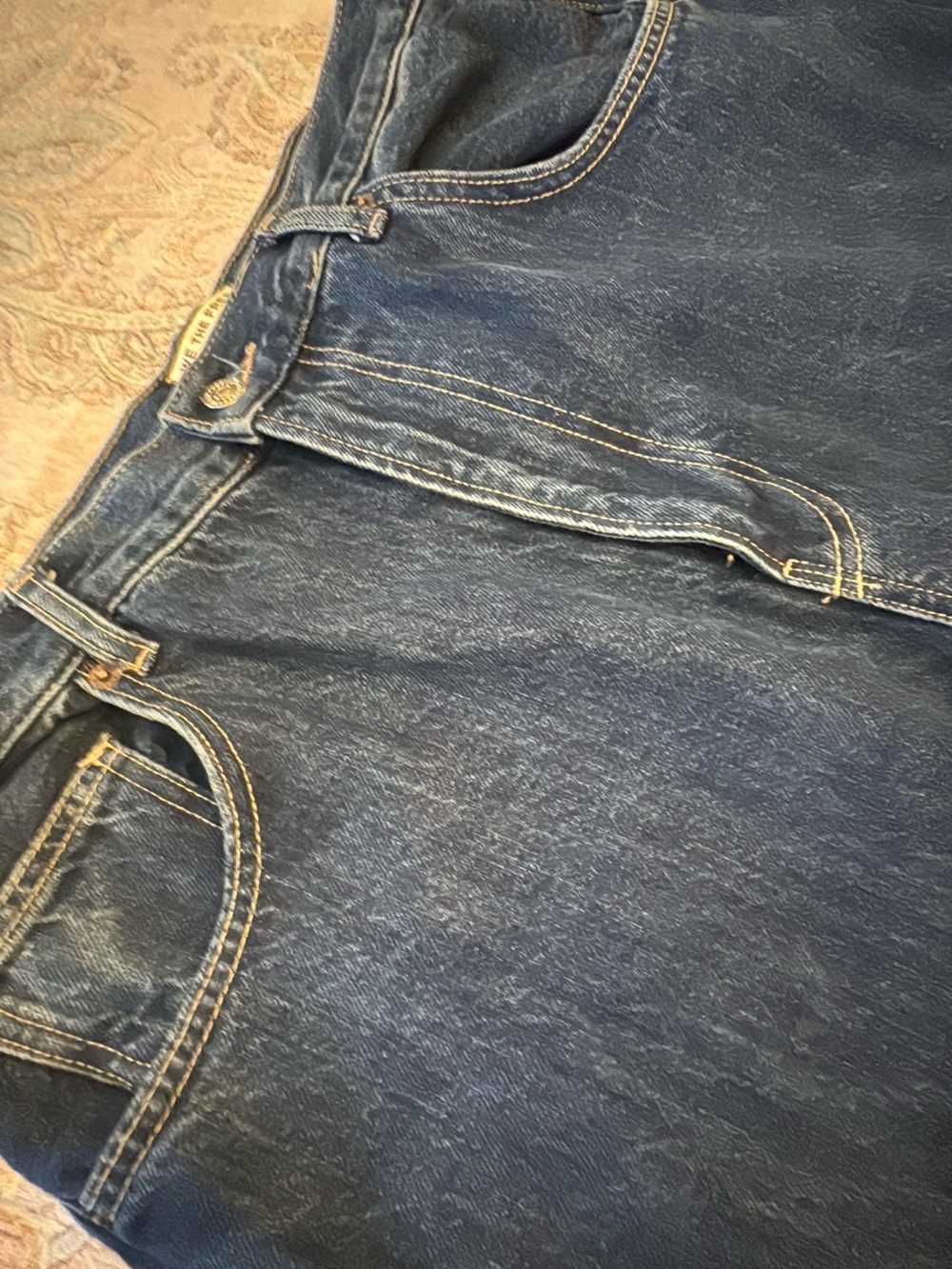 Wide-Leg High-Rise Women's Jeans in Dark Blue - Picture 5 of 11